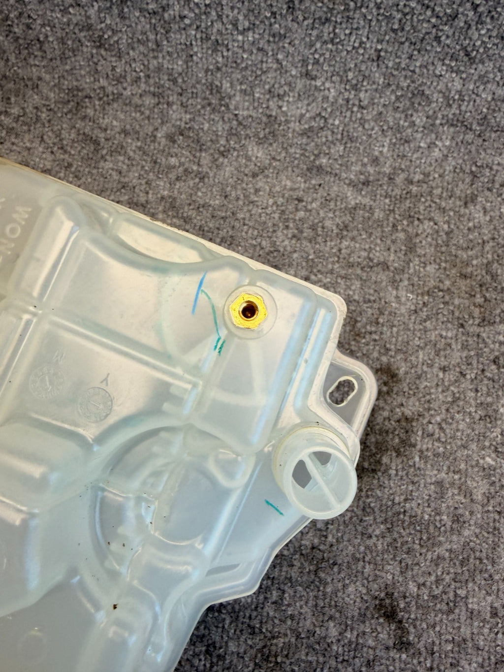 2017-2024 Tesla Model 3 Y Supermanifold Coolant Reservoir Tank 1506803-00-F