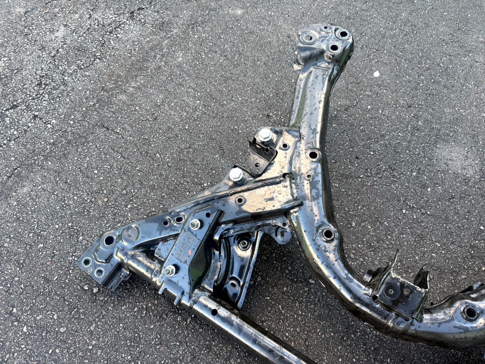 ♦️17-23 TESLA MODEL 3 FRONT SUBFRAME CROSSMEMBER CRADLE FRAME OEM, 1103547-00-A