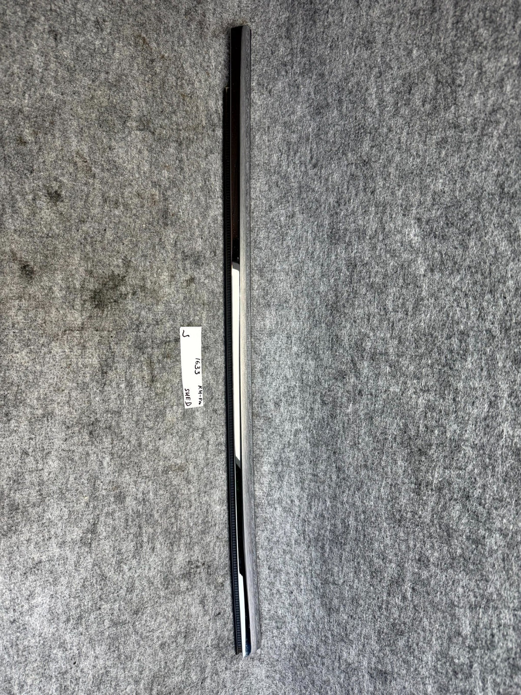 ♦️12-20 TESLA MODEL S FRONT RIGHT SIDE DOOR WINDOW MOLDING TRIM OEM 1038394-00-A
