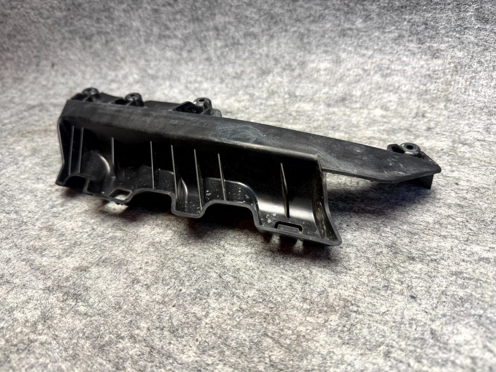 ♦️2017–2023 TESLA MODEL 3 FRONT LEFT HEADLIGHT BUMPER BRACKET OEM, 1453375-00-A