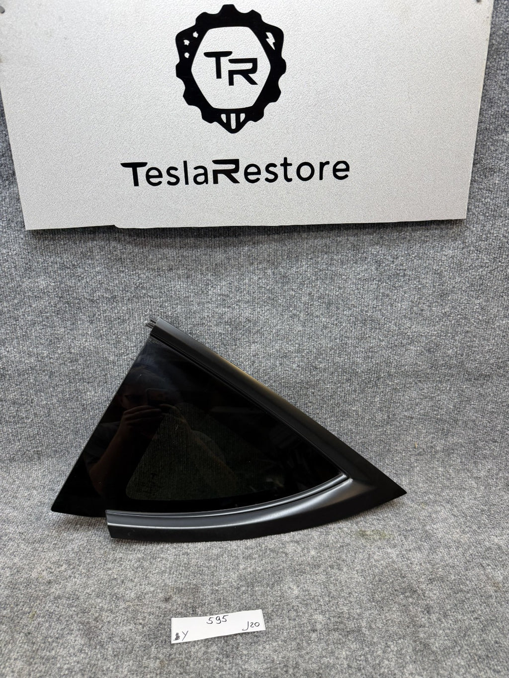 2020-2024 TESLA MODEL Y REAR RIGHT PASSENGER SIDE QUARTER GLASS OEM, 43R-000073