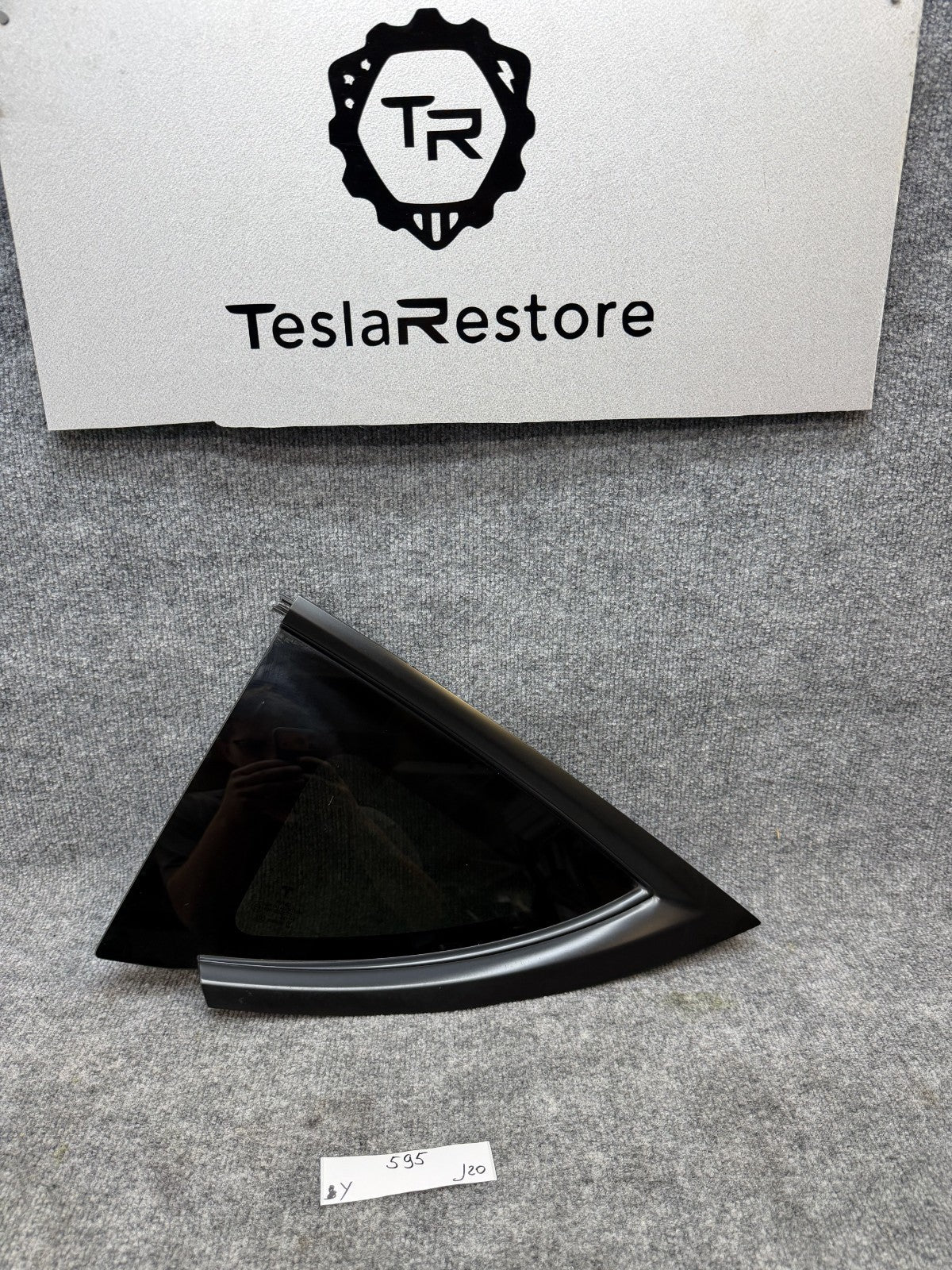 2020-2024 TESLA MODEL Y REAR RIGHT PASSENGER SIDE QUARTER GLASS OEM, 43R-000073