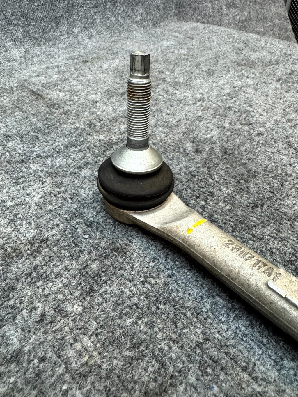 2017 - 2023 TESLA MODEL 3 FRONT OUTER TIE ROD END BALL JOINT OEM, 1044841-00-E