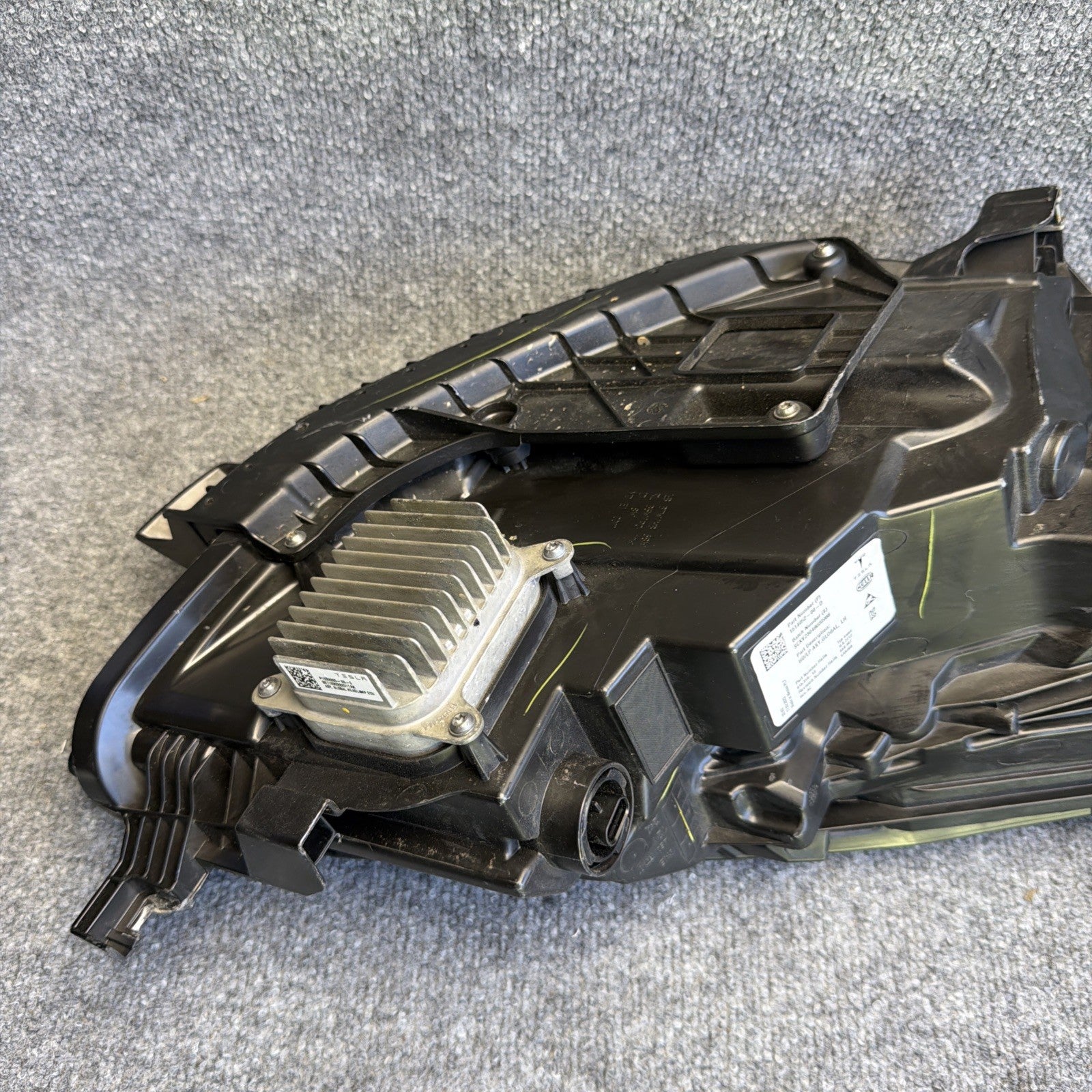 21-23 Tesla Model 3 Y Left Side Headlight Matrix OEM 1514952-00-D