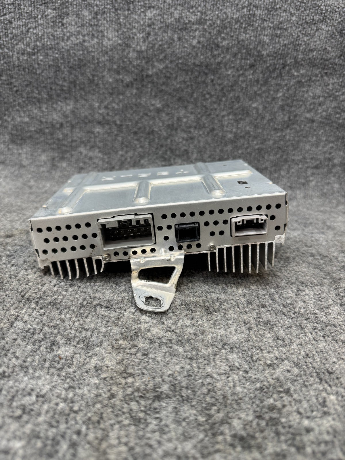 2020-2024 TESLA MODEL Y AUDIO SOUND AMP AMPLIFIER CONTROL MODULE OEM, 150715201B