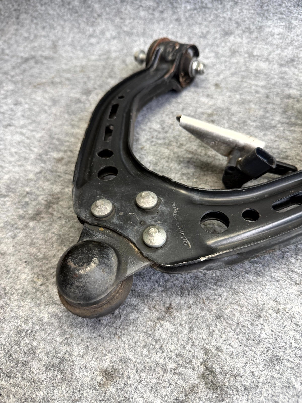 ♦️2012 - 2020 TESLA MODEL S FRONT LEFT SIDE UPPER CONTROL ARM OEM 1043965-00-A