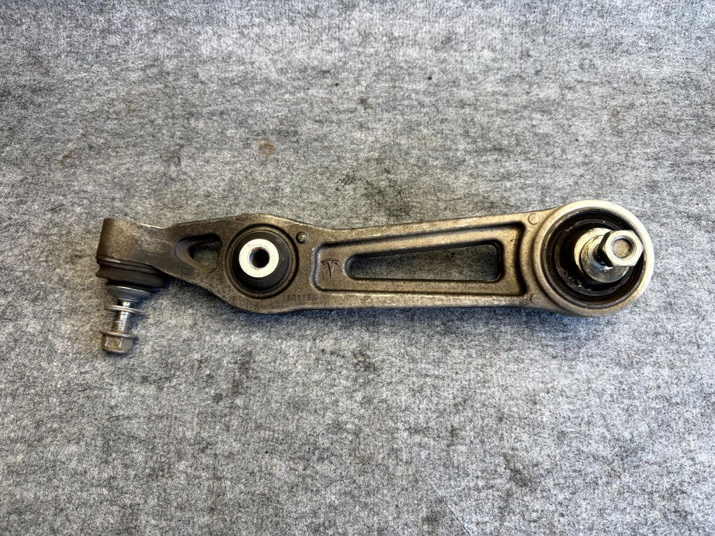 ♦️2012 - 2020 TESLA MODEL S FRONT RIGHT SIDE CONTROL ARM OEM 1048951-00-B