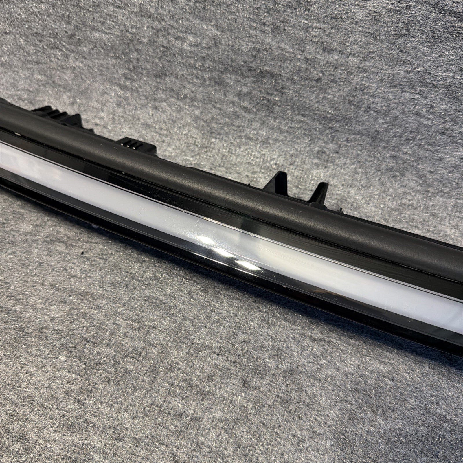 2025-26 Tesla Model Y Juniper Front Center Lightbar Light Bar 2038294-00-C OEM