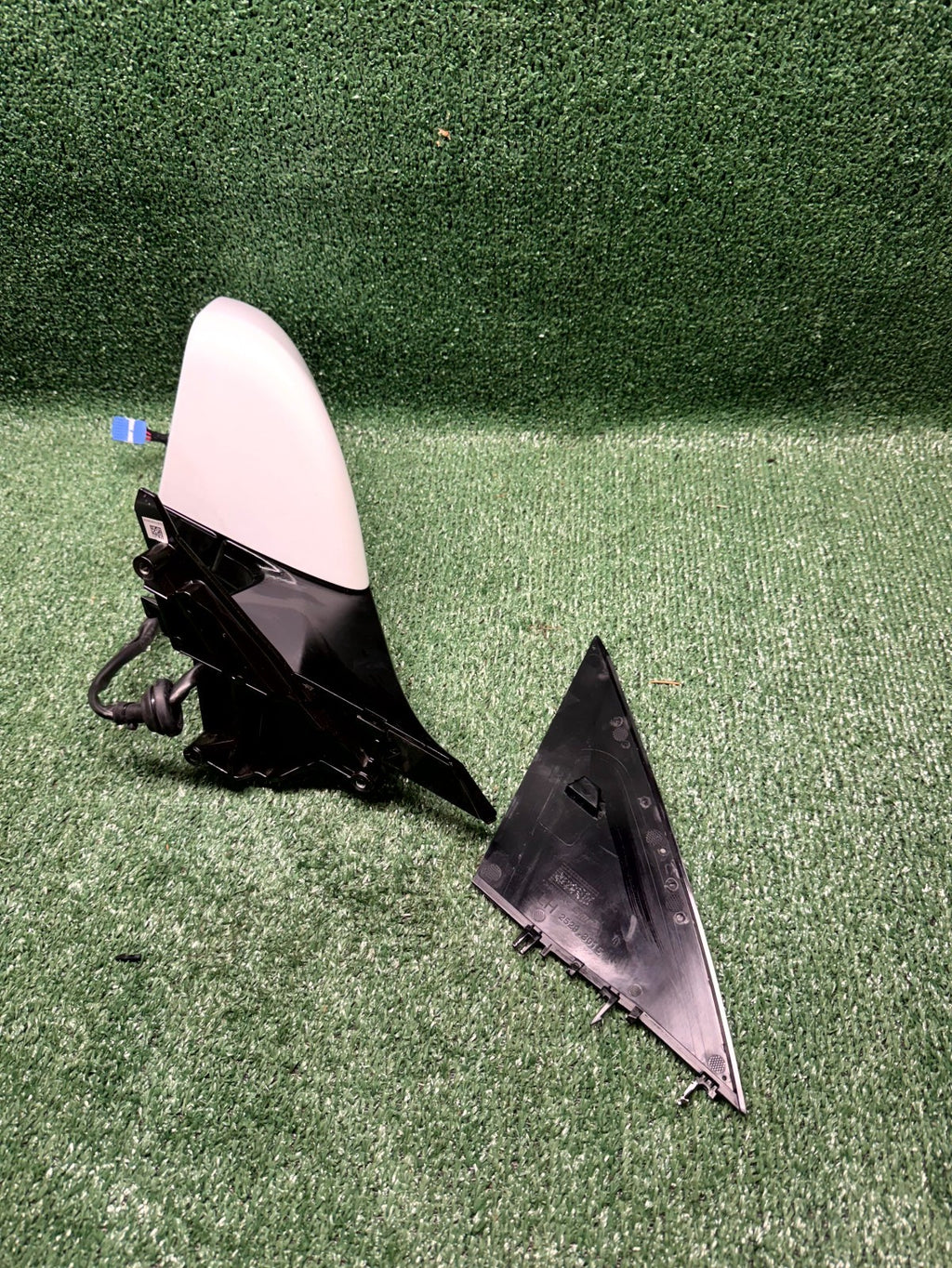 ♦️2020–2024 TESLA MODEL Y FRONT LEFT SIDE DOOR MIRROR SIDE VIEW OEM 1594111-00-C