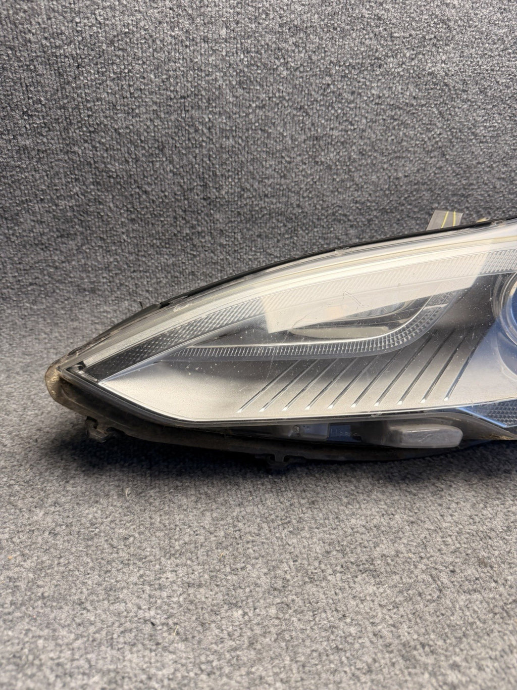 Tesla Model S Headlight Head Lamp Front Left 2012-2016 6005906-00-B OEM