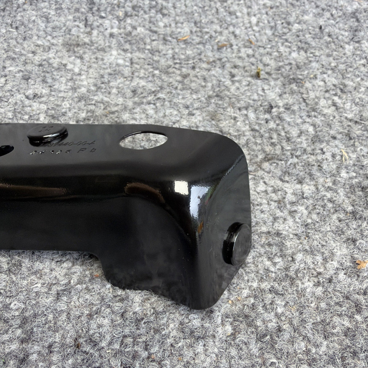 ✅NEW! Tesla Model Y Front Right Fender Bracket 1487440-00-A