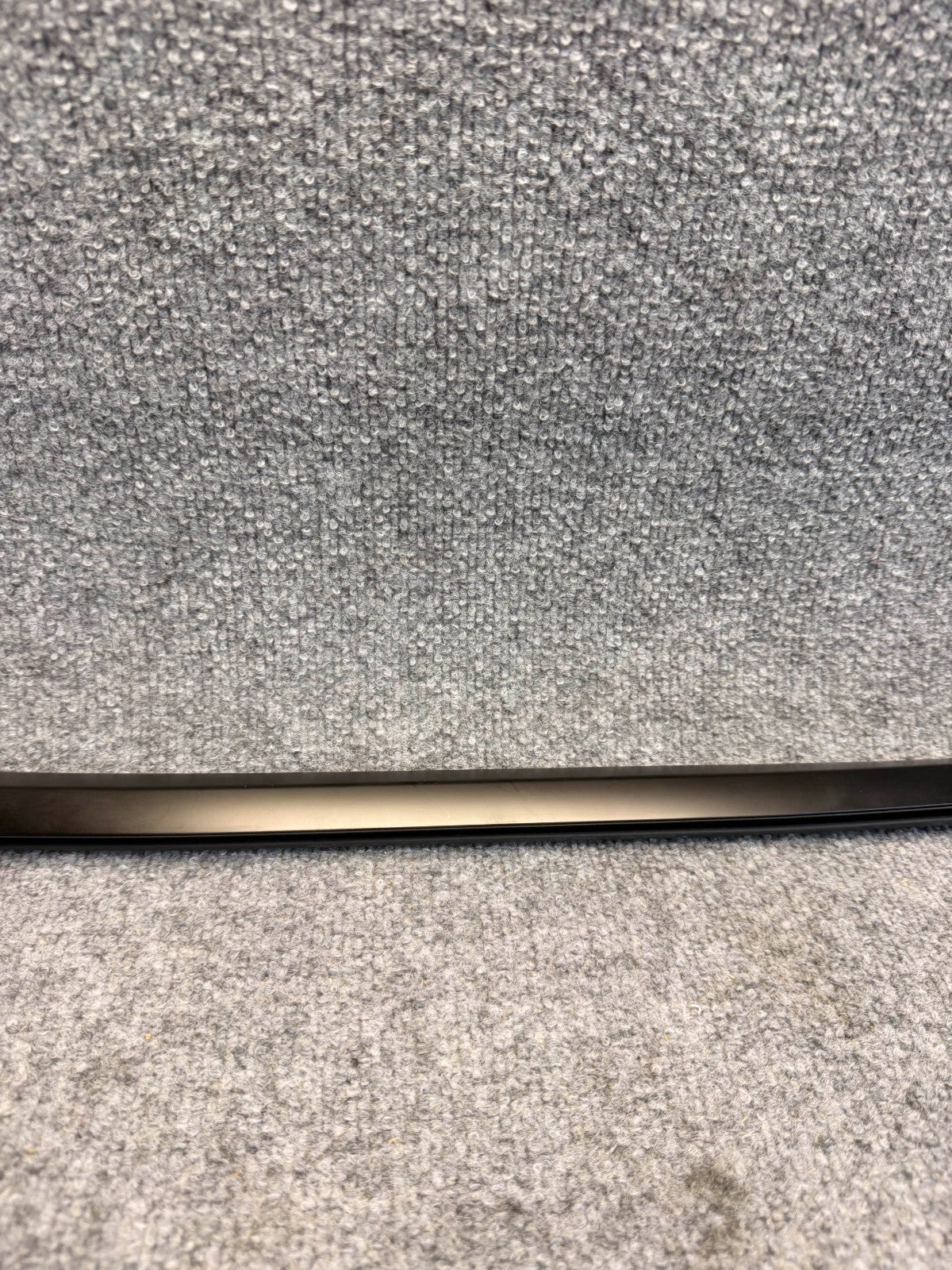 2020-2024 Tesla Model Y Front Right Door Window Belt Molding 1621165-00-B