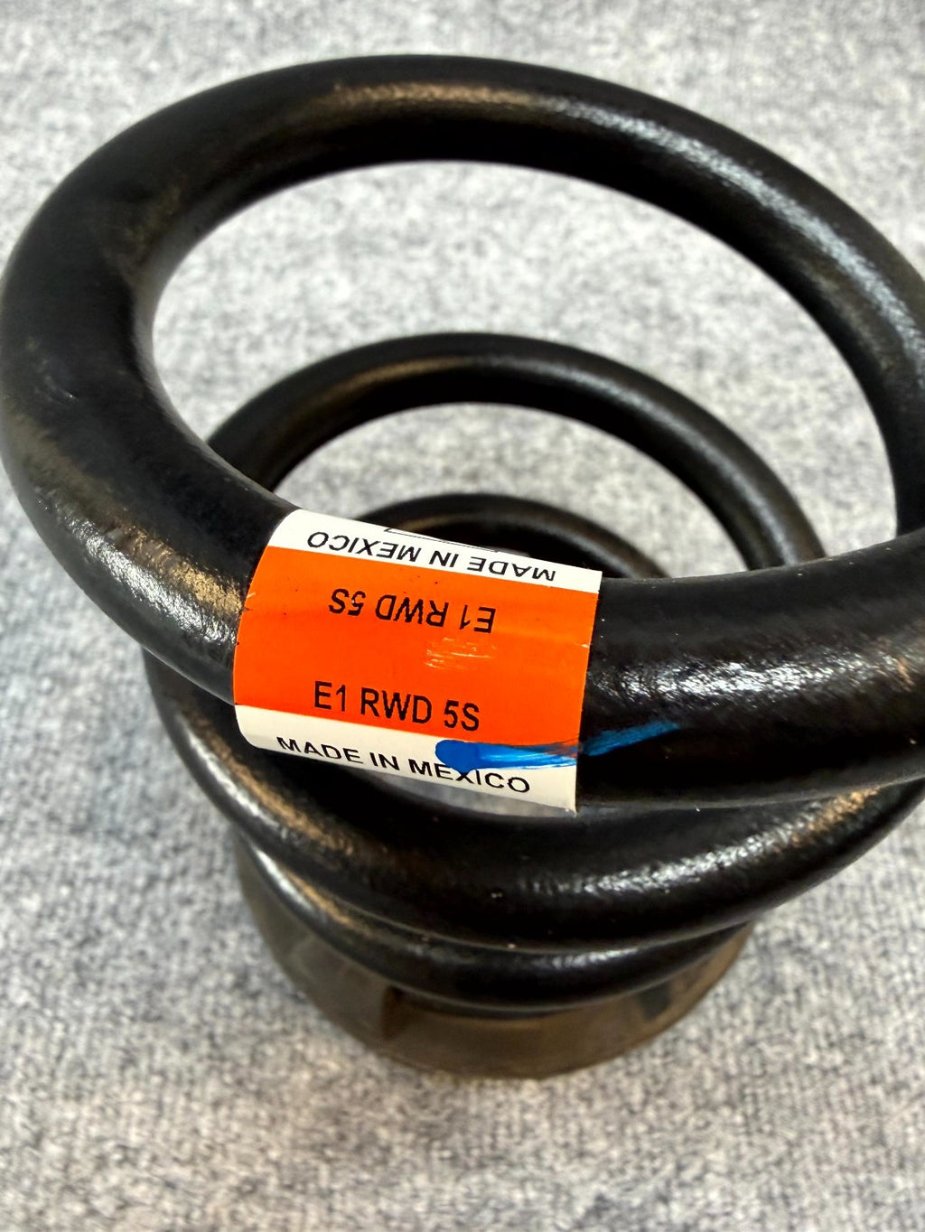 2020-2023 TESLA MODEL Y REAR RIGHT/LEFT SUSPENSION COIL SPRING OEM, 1188476-00-B
