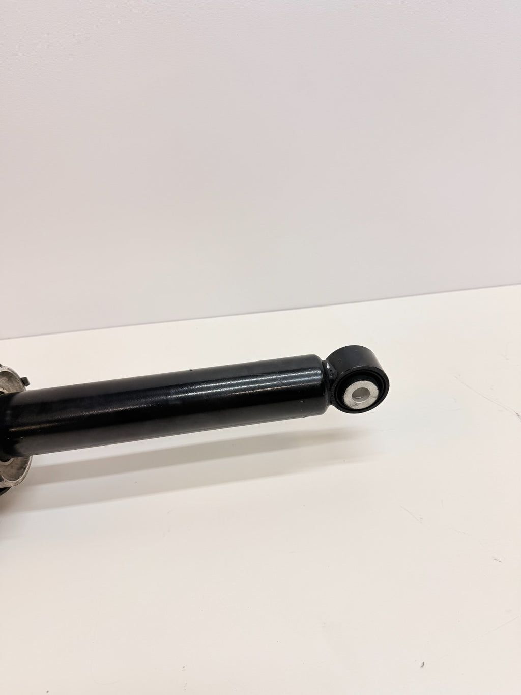 2016-2020 Model S Rear Right Suspension Air Spring Shock Absorber 1067466-25-C