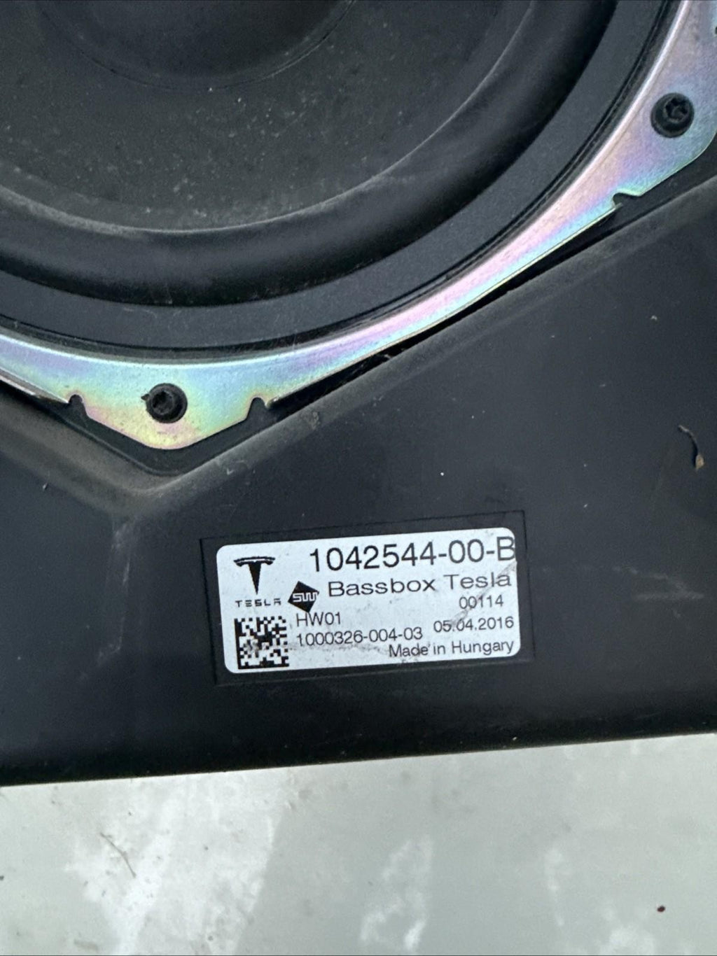 ♦️2012-2020 TESLA MODEL S SUBWOOFER SPEAKER BASS BOX ASSEMBLY OEM, 1042544-00-B
