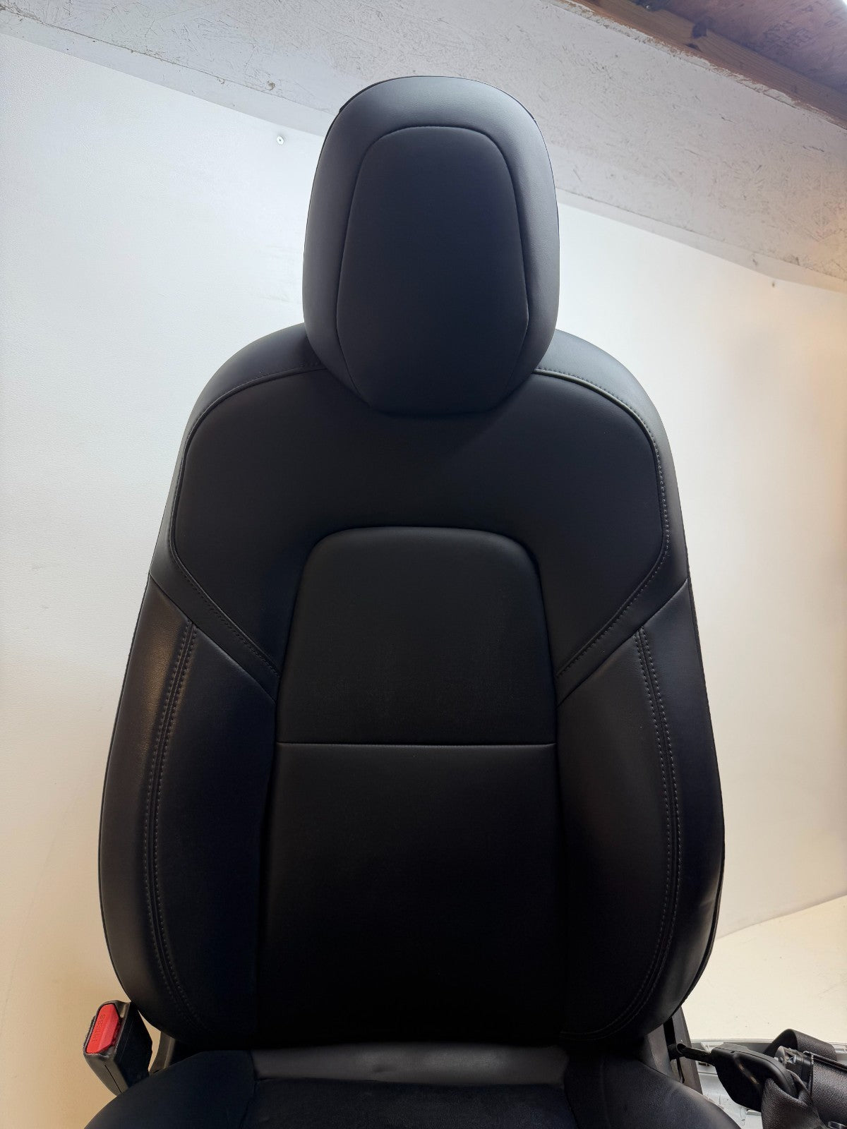 2017-2023 Tesla Model 3 Front Left Driver Seat Black Leather 1456942-00-A