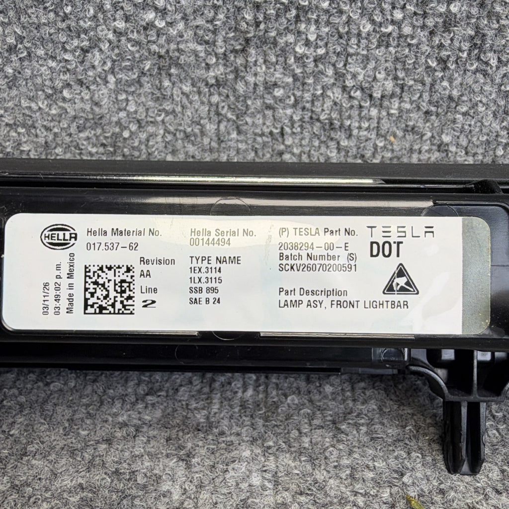 2025-2026 Tesla Model Y Juniper LED DRL Front Center Light Bar OEM 2038294-00-E