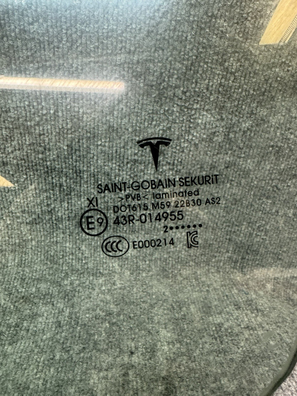 2021-2023 TESLA MODEL 3 DOOR GLASS LEFT DRIVER FRONT 43R-014955 OEM