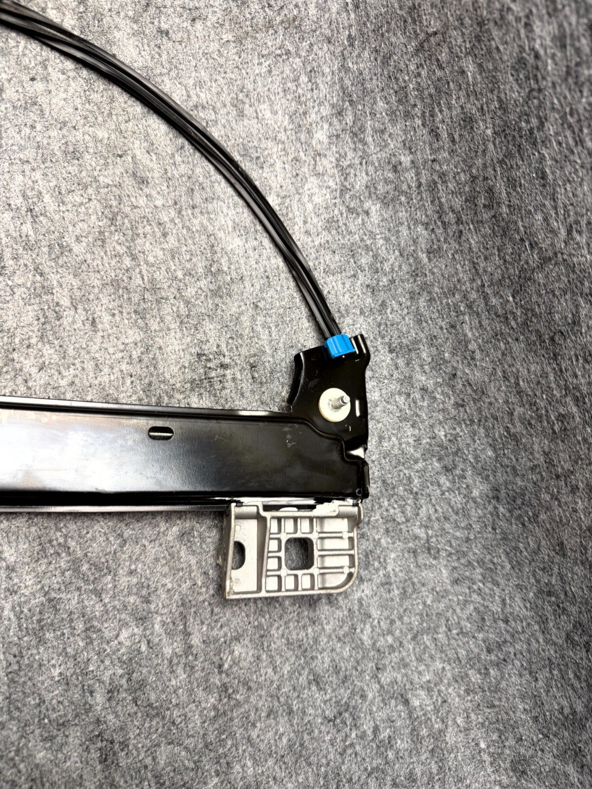 ♦️2017-2023 TESLA MODEL 3 FRONT RIGHT SIDE DOOR WINDOW REGULATOR OEM, 109662114J