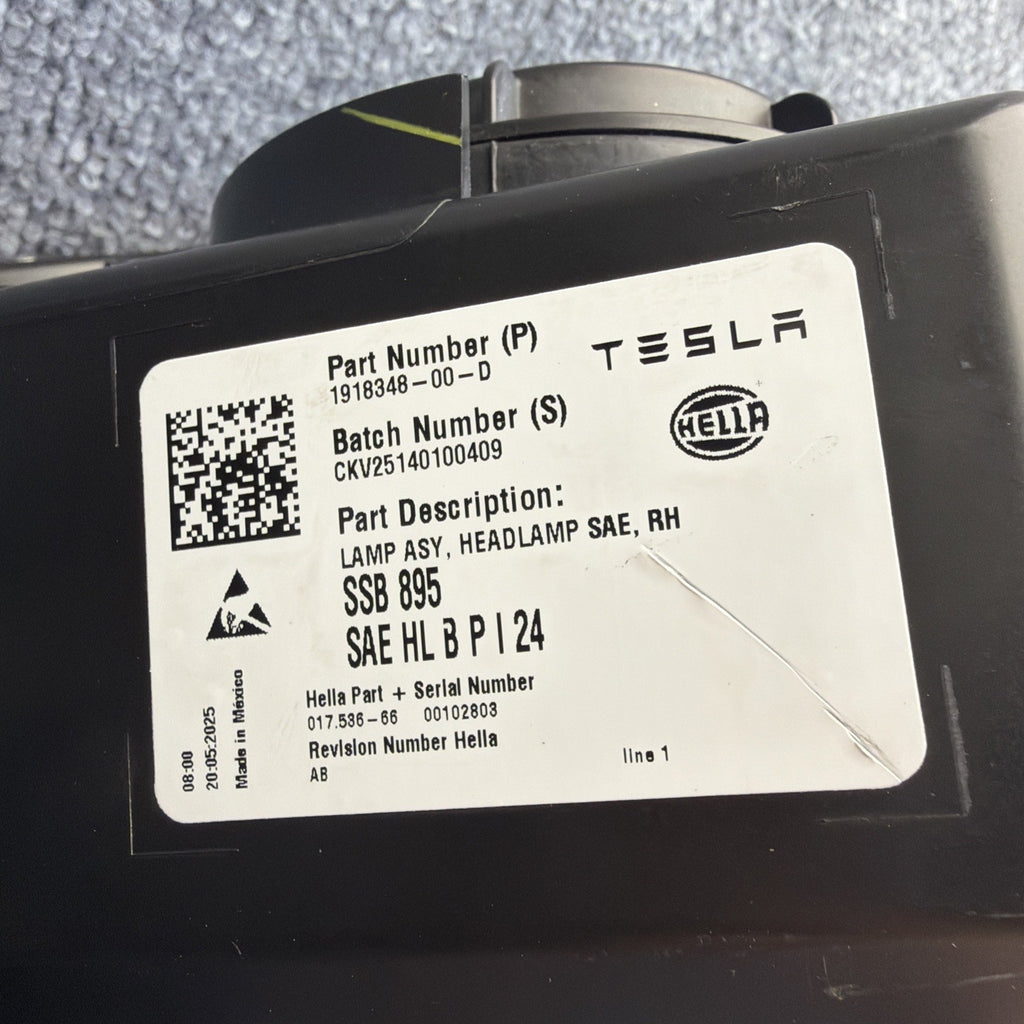 2025 2026 Tesla Model Y Juniper LED RH Right Side Headlight 1918348-00-D OEM
