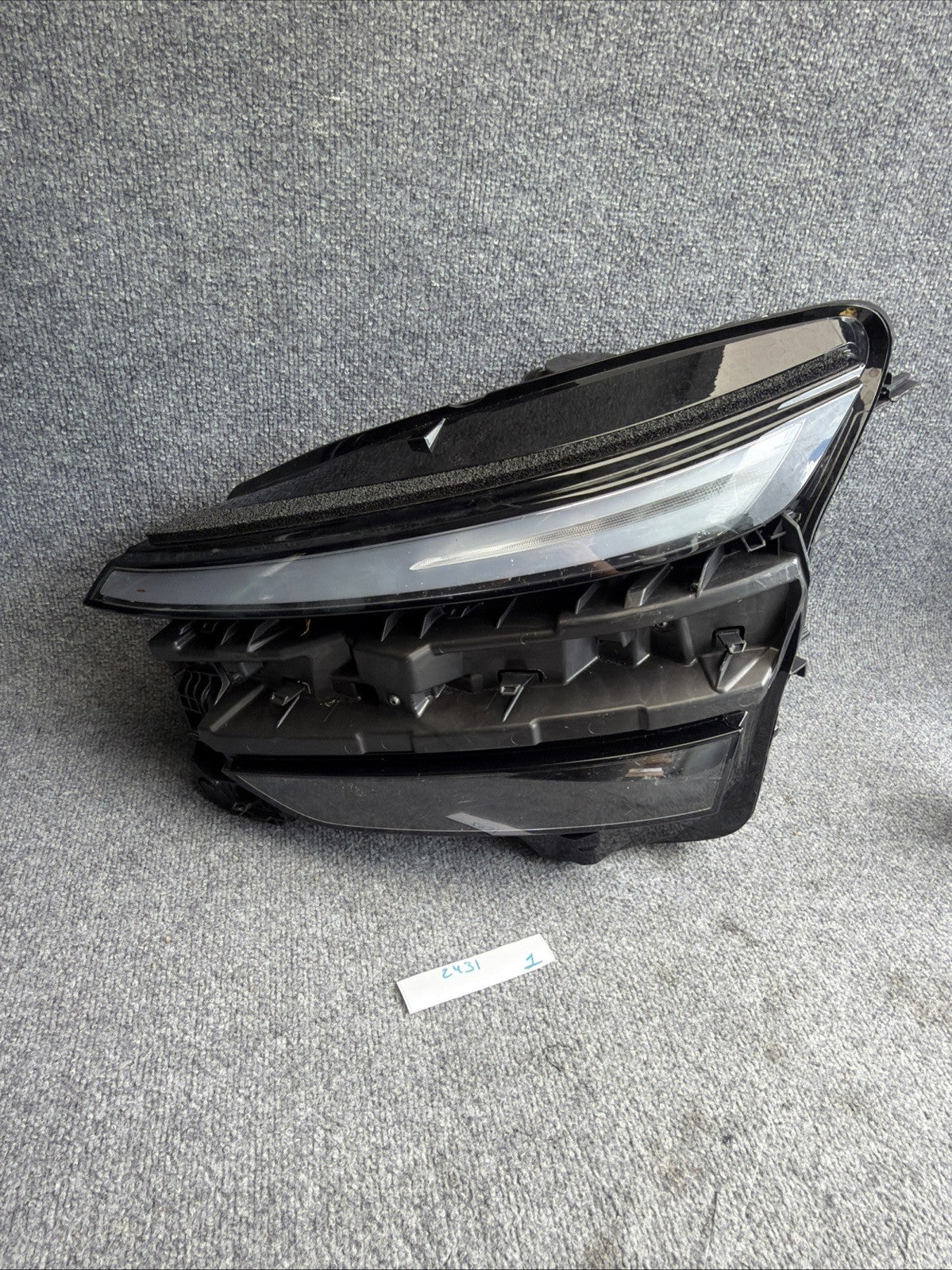 ✅25-26 Tesla Model Y Juniper Headlight Left LH Side LED 1918347-00-E /damaged