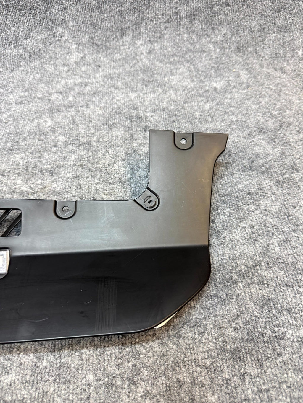2020-2024 TESLA MODEL Y FRONT RIGHT UNDER DASH COVER TRIM PANEL OEM,1507073-00-C