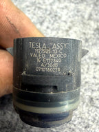 ♦️17 – 23 TESLA MODEL 3 FRONT BUMPER PARKING ULTRASONIC SENSOR OEM, 1127503-13-C