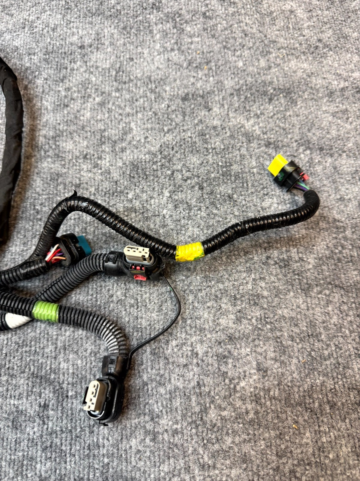 2020-2024 TESLA MODEL Y SUPERMANIFOLD WIRING HARNESS HEAT PUMP OEM, 2068767-00-C