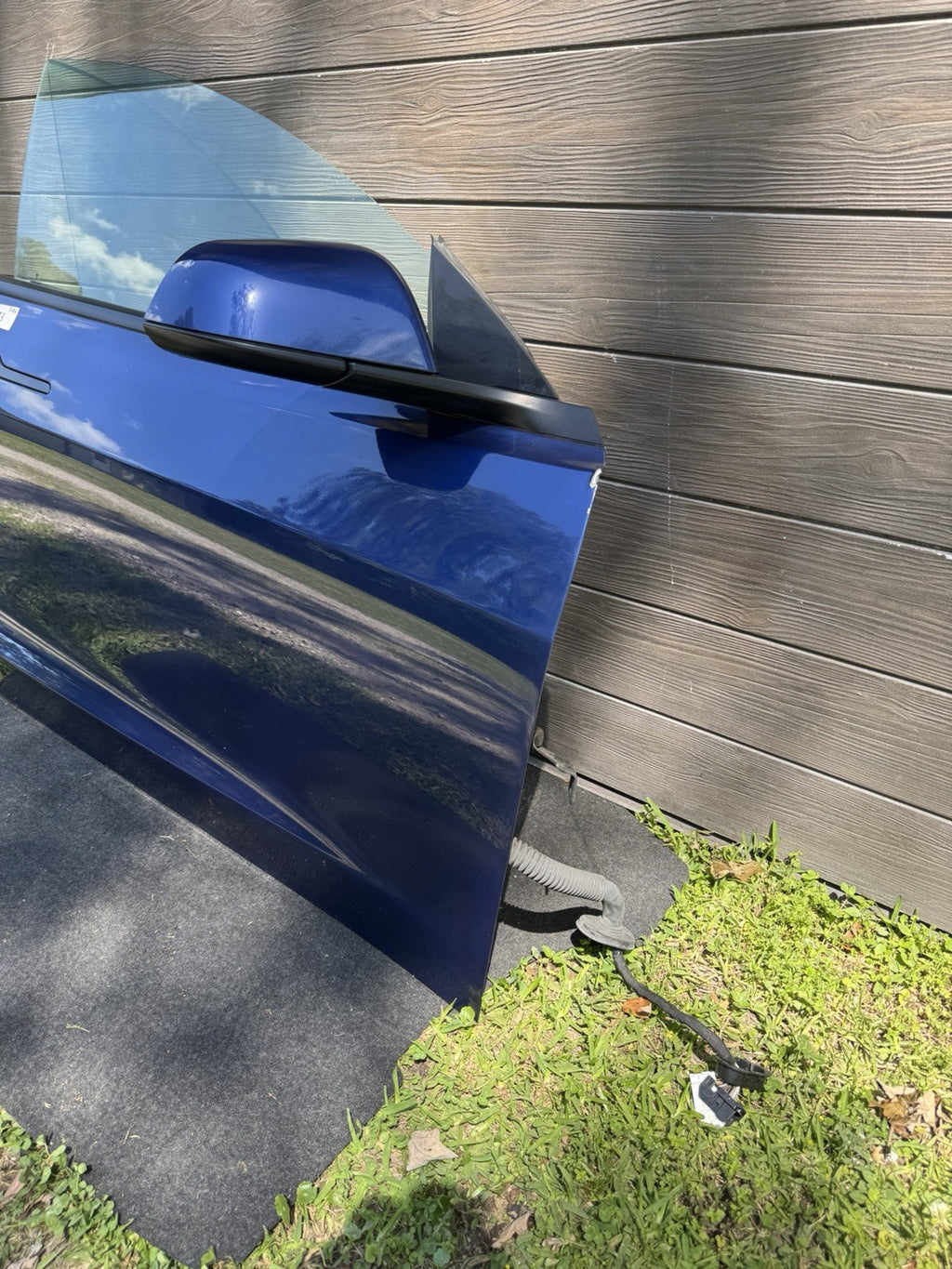 2018-2023 Tesla Model 3 Front Passenger Side Door Shell Panel Right Blue PPSB