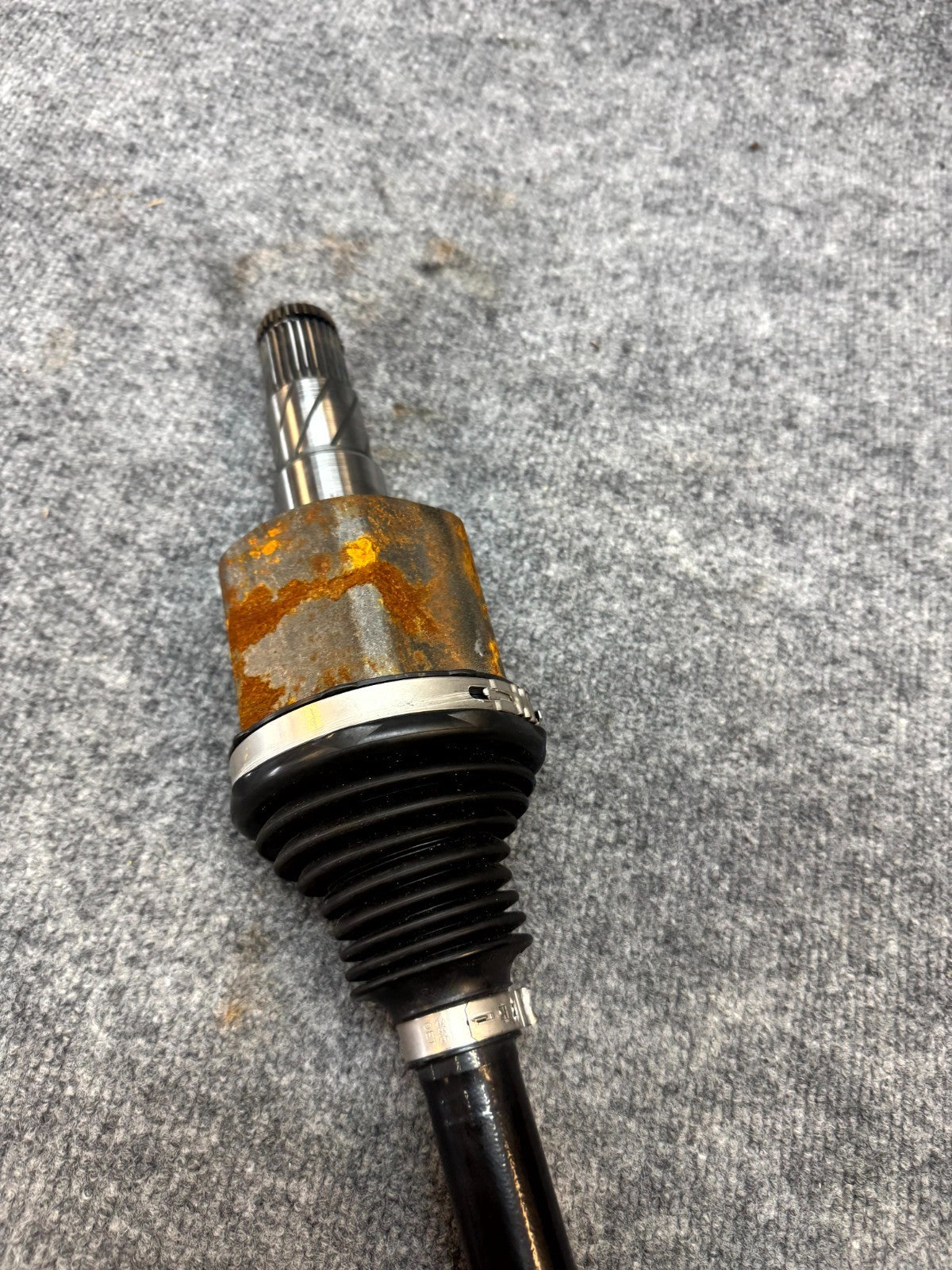 2020-2024 TESLA MODEL Y REAR LEFT / RIGHT AXLE SHAFT HALFSHAFT OEM, 1188165-00-A