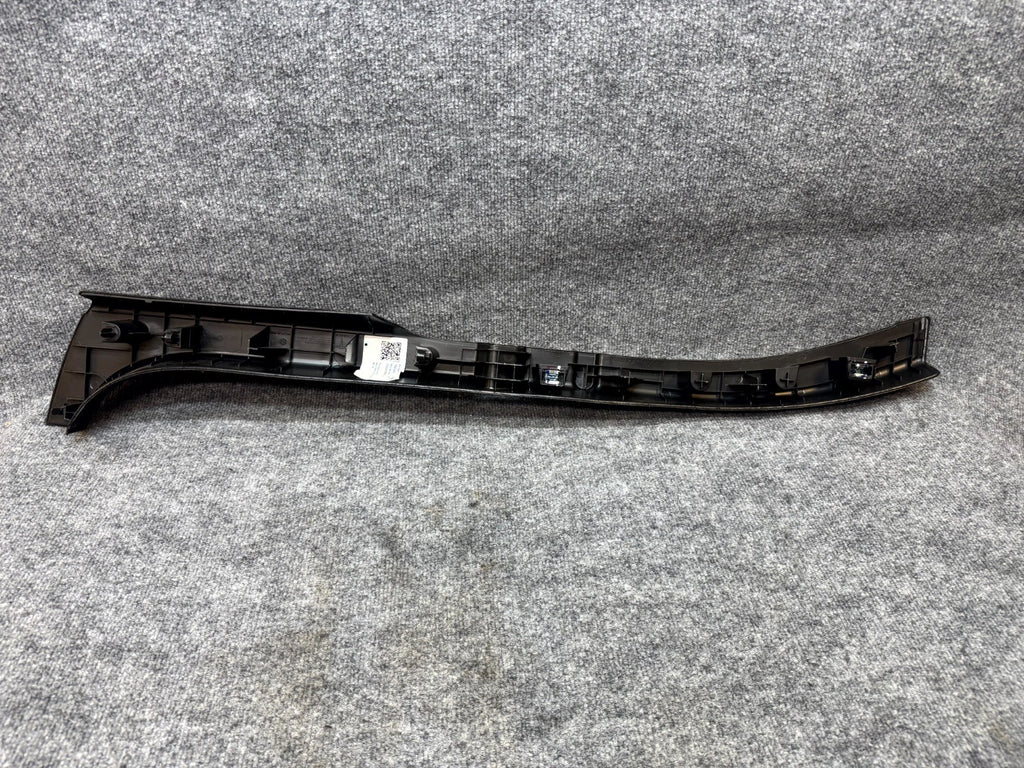 2020-2024 TESLA MODEL Y REAR RIGHT SIDE TRUNK FLOOR TRIM COVER OEM, 1641266-00-D
