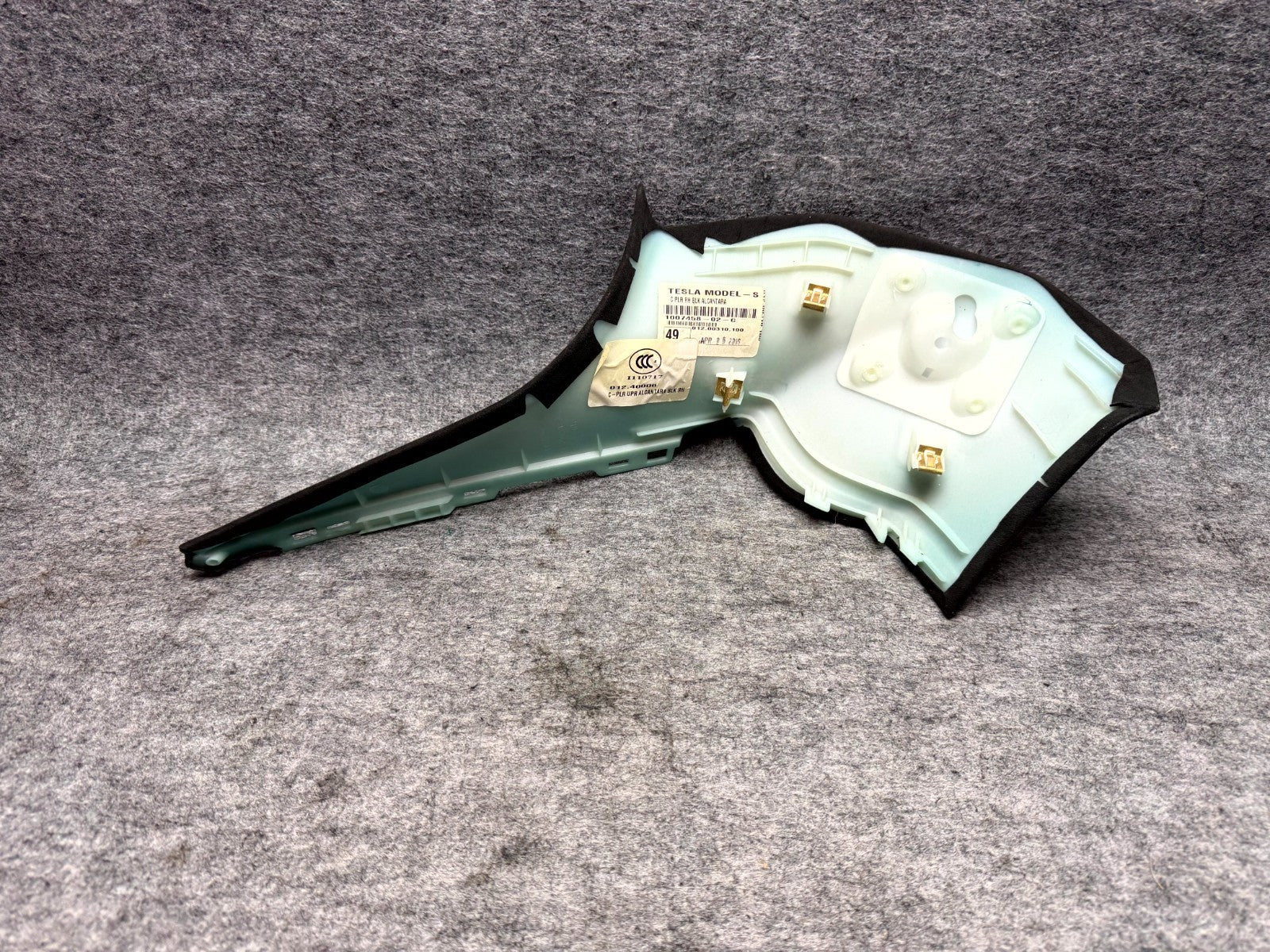 ♦️2012 - 2020 TESLA MODEL S REAR RIGHT SIDE C-PILLAR TRIM COVER OEM 1007458-02-C