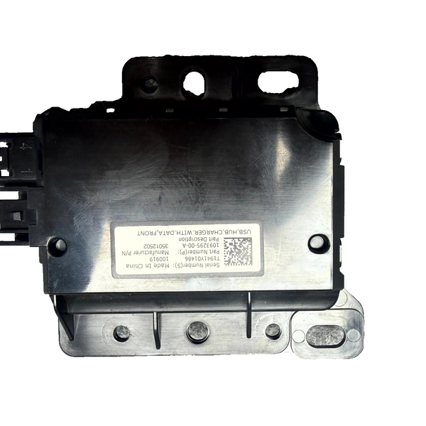 2017-2023 TESLA MODEL 3 FRONT USB HUB CHARGER CONTROL MODULE OEM, 1093295-00-A