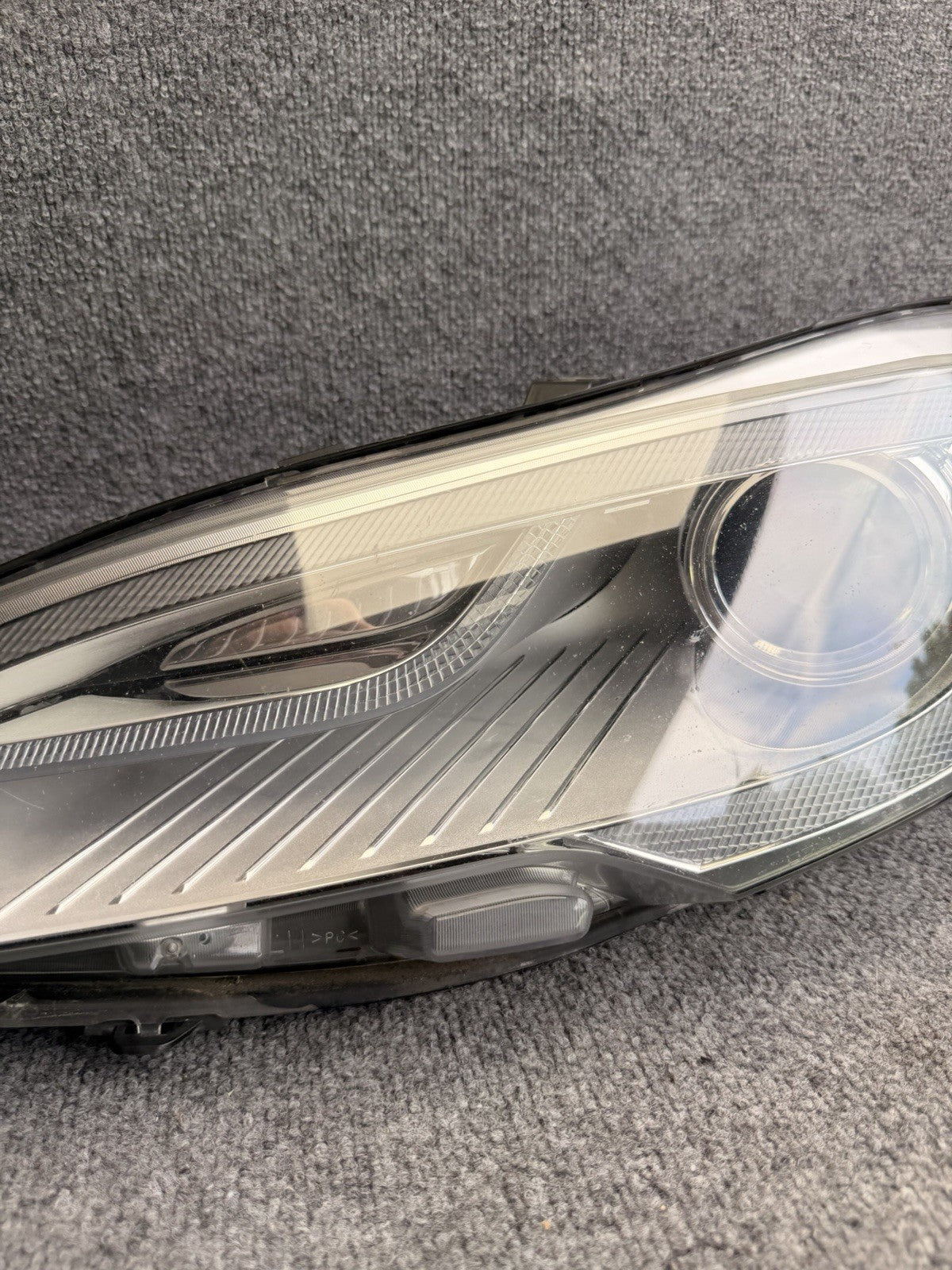 TESLA MODEL S HEADLIGHT LEFT DRIVER 2012 2013 2014 2015 XENON 6005906-00-D OEM