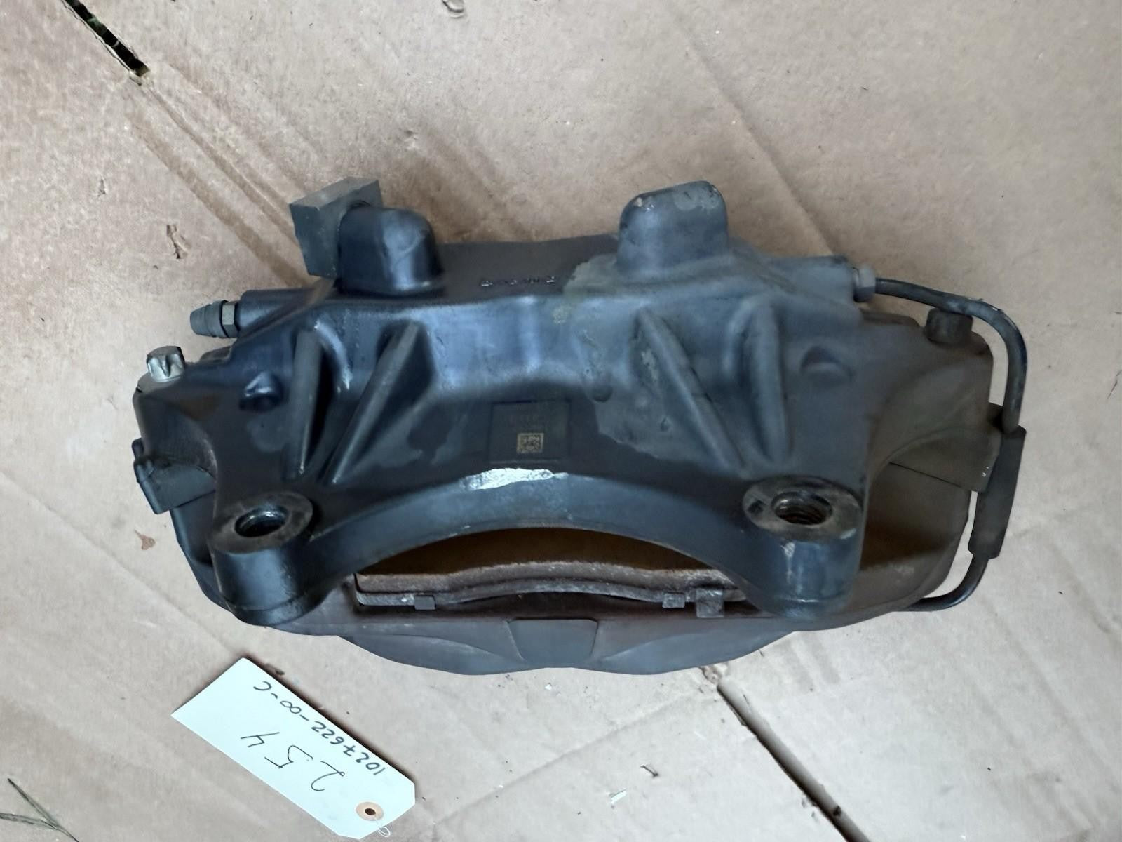 ♦️16-20 TESLA MODEL X FRONT RIGHT PASSENGER SIDE BRAKE CALIPER OEM, 1027622-00-A
