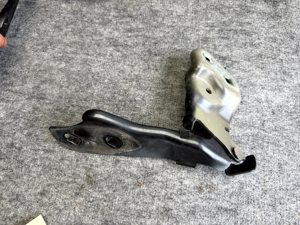 ♦️2017 - 2023 TESLA MODEL 3 FRONT LEFT & RIGHT SIDE HOOD HINGE OEM, 1098792-00-D