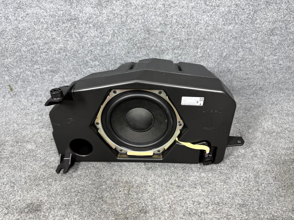 2016-2020 Tesla Model X Rear Subwoofer Bassbox Audio Speaker OEM, 1050085-00-E