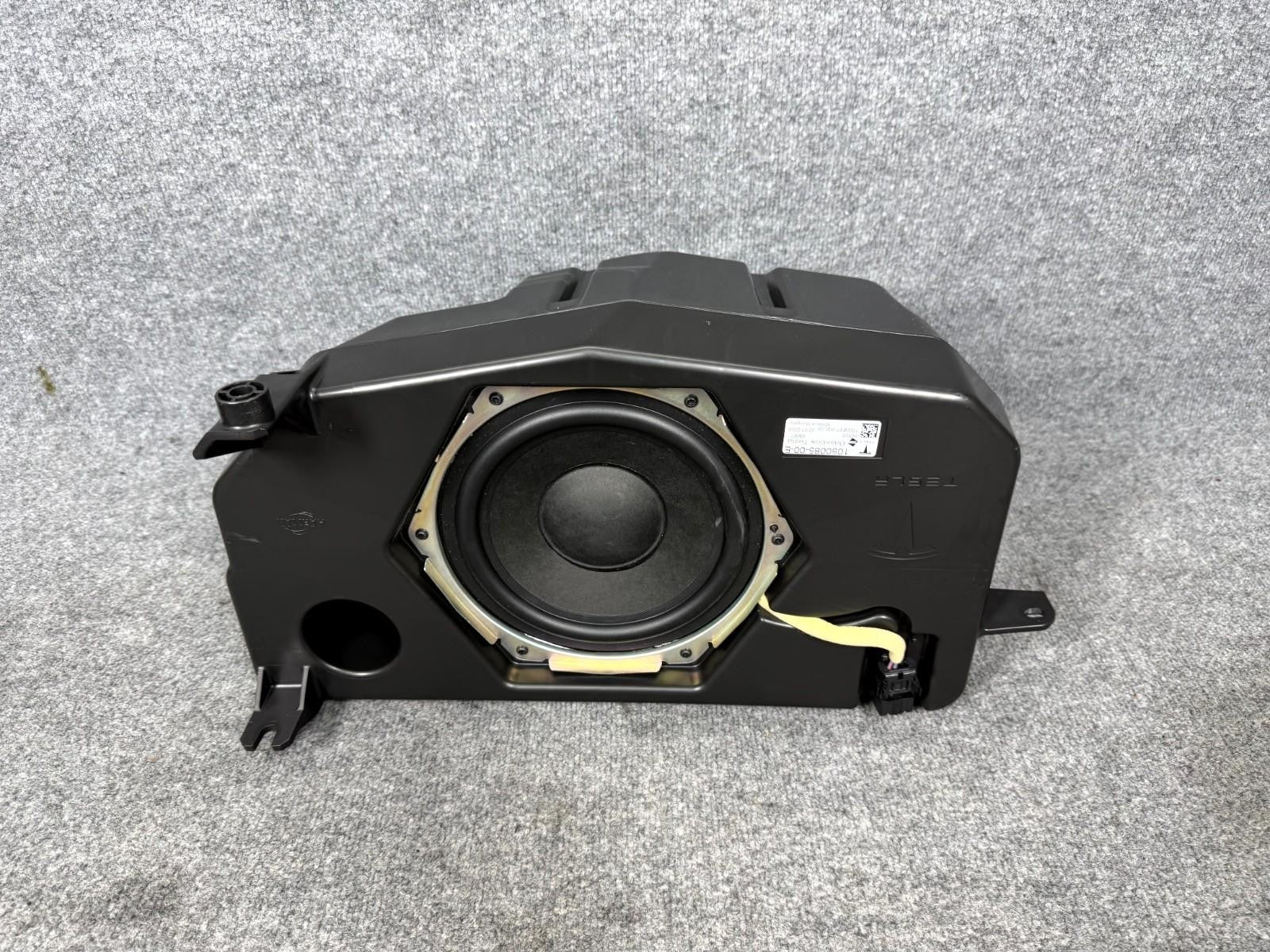 2016-2020 Tesla Model X Rear Subwoofer Bassbox Audio Speaker OEM, 1050085-00-E
