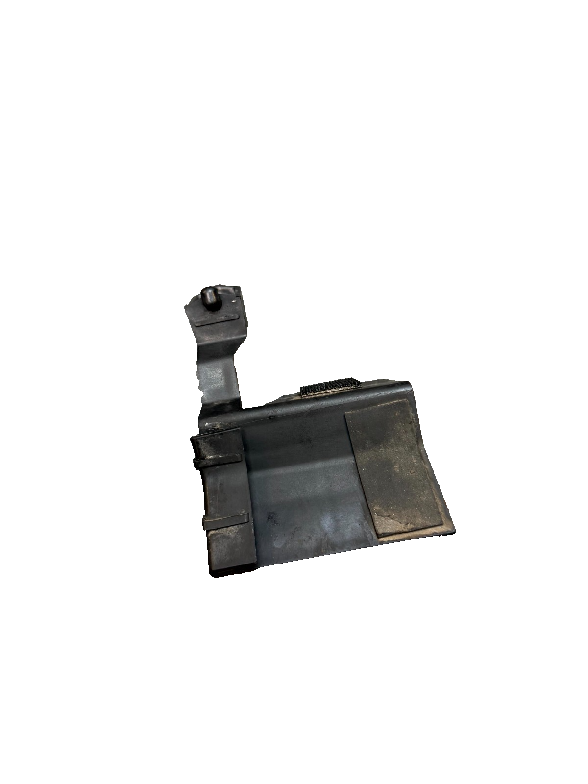 2020-2024 TESLA MODEL Y LEFT SIDE ROCKER PANEL BRACKET CLIP OEM, 1555376-00-C