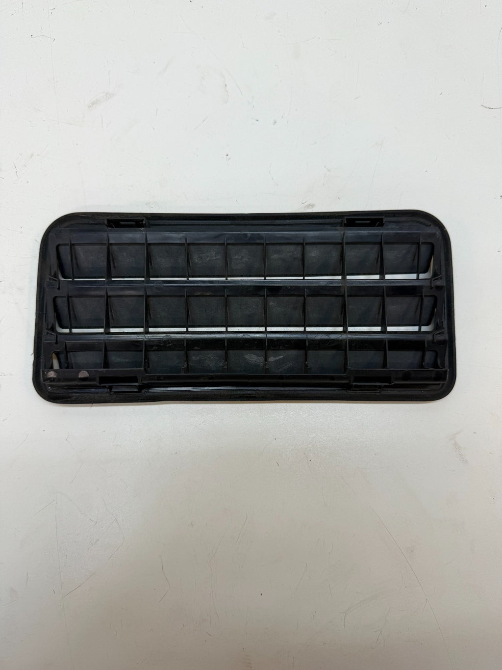 2017-2024 Tesla Model 3/Y Air Extractor Cabin Vent Grille 1098751-00-C