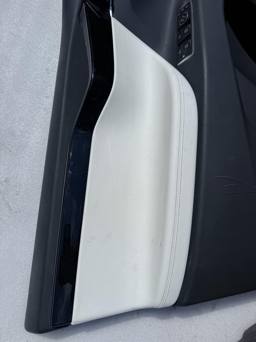 ♦️16 - 20 TESLA MODEL X FRONT LEFT DRIVER SIDE DOOR PANEL TRIM OEM, 1035778-00-A