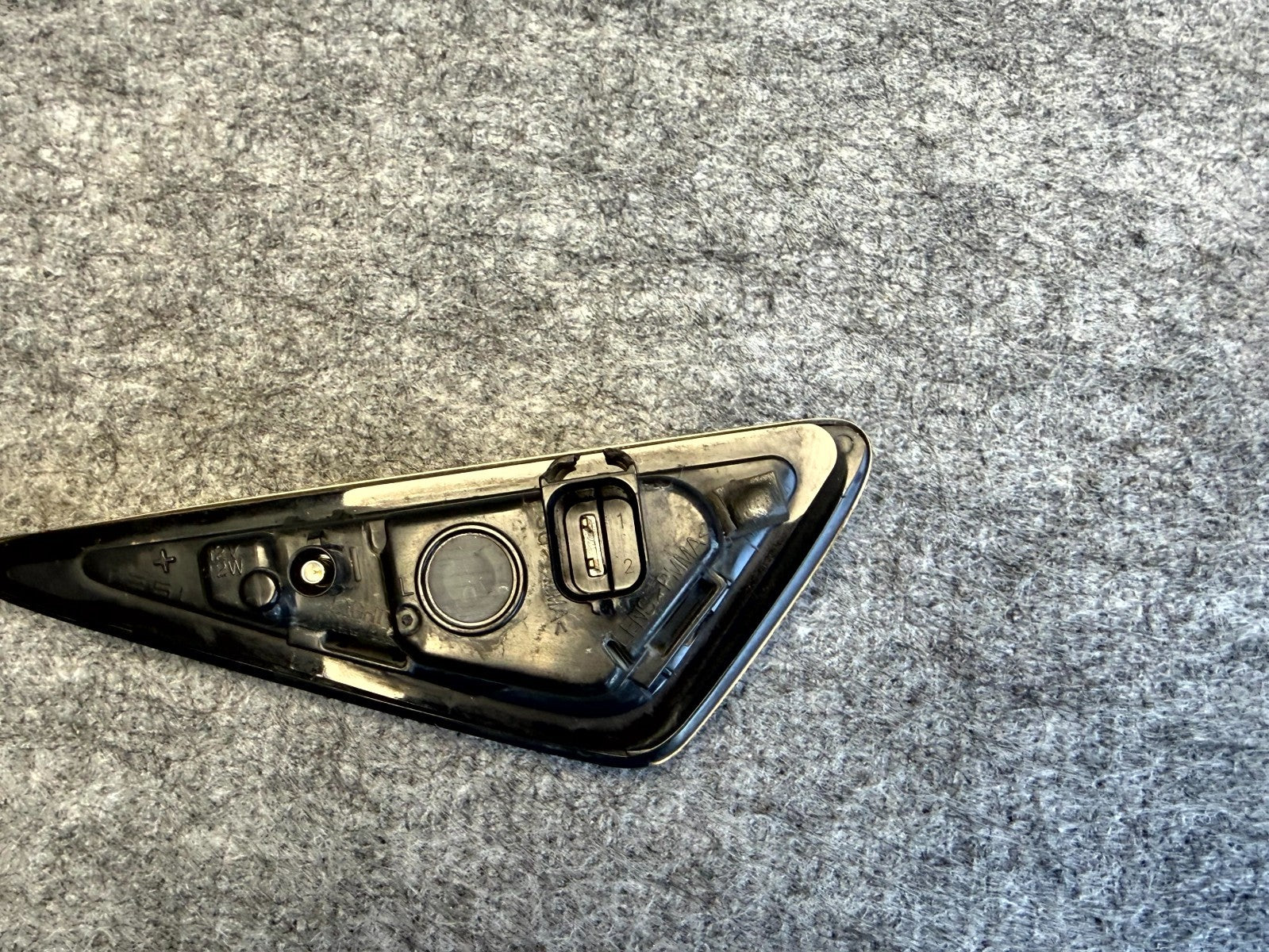 ♦️2017–2023 TESLA MODEL 3 LEFT SIDE FENDER TURN SIGNAL CAMERA OEM, 1125106-77-E