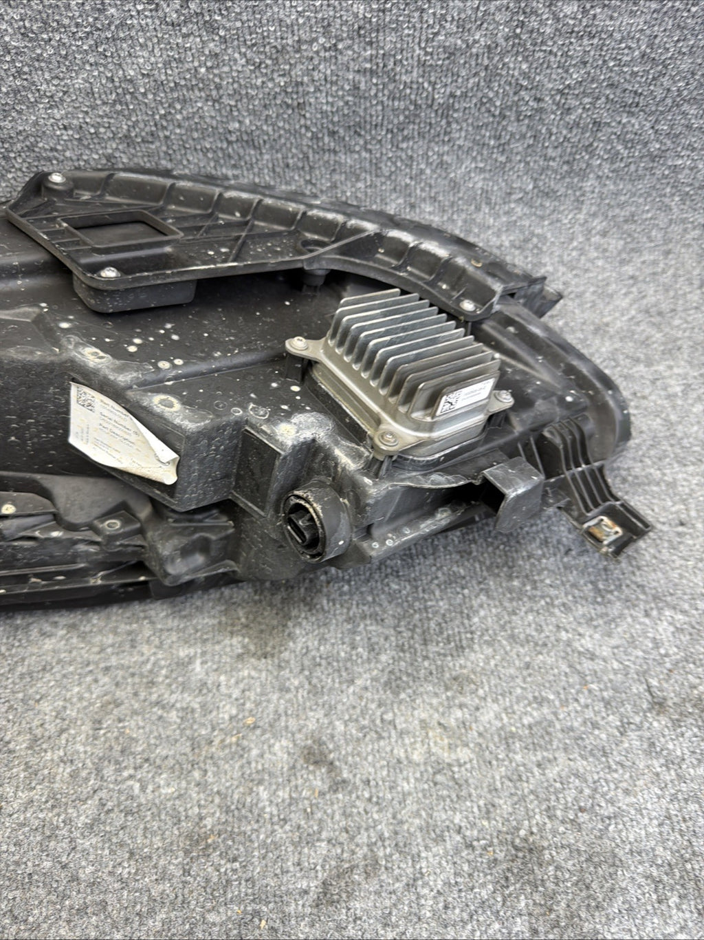 2021 - 2023 TESLA MODEL 3- FRONT RIGHT HEADLIGHT LED LIGHT LAMP OEM 1514953-00-D