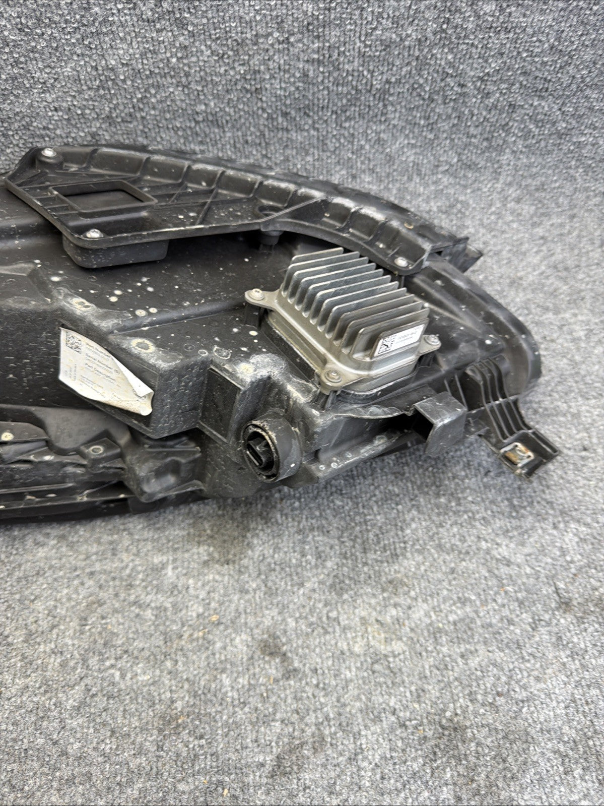 2021 - 2023 TESLA MODEL 3- FRONT RIGHT HEADLIGHT LED LIGHT LAMP OEM 1514953-00-D