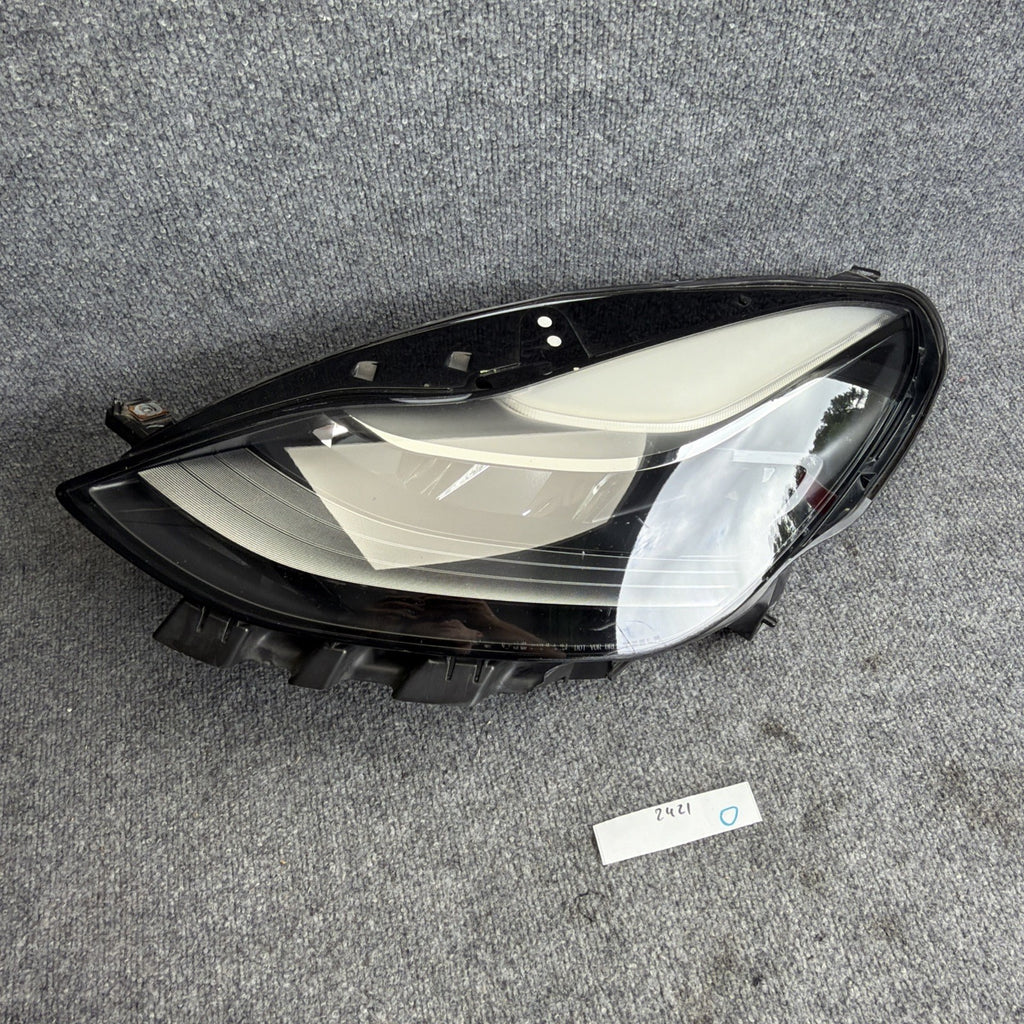 2021-2023 TESLA MODEL 3 Y LEFT HEADLIGHT PROJECTOR MATRIX 2ND GEN 1514952-00-C