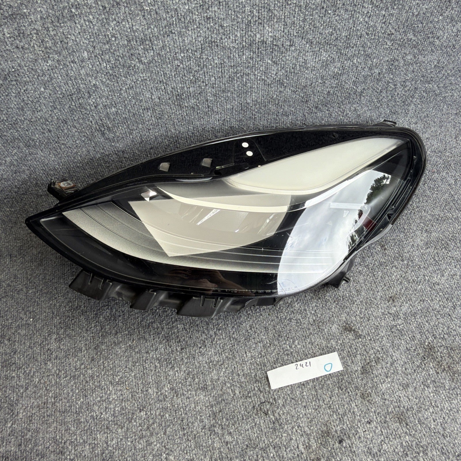 2021-2023 TESLA MODEL 3 Y LEFT HEADLIGHT PROJECTOR MATRIX 2ND GEN 1514952-00-C