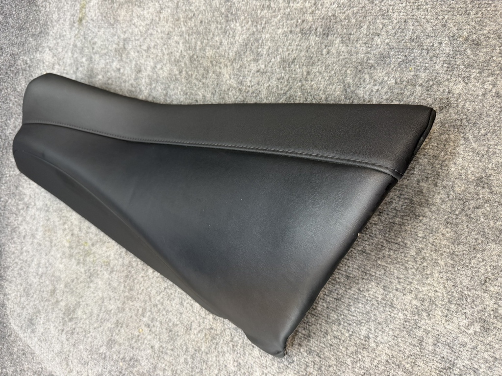 2020 - 2024 TESLA MODEL Y REAR LEFT SIDE SEAT BOLSTER CUSHION OEM, 1096027-61-I