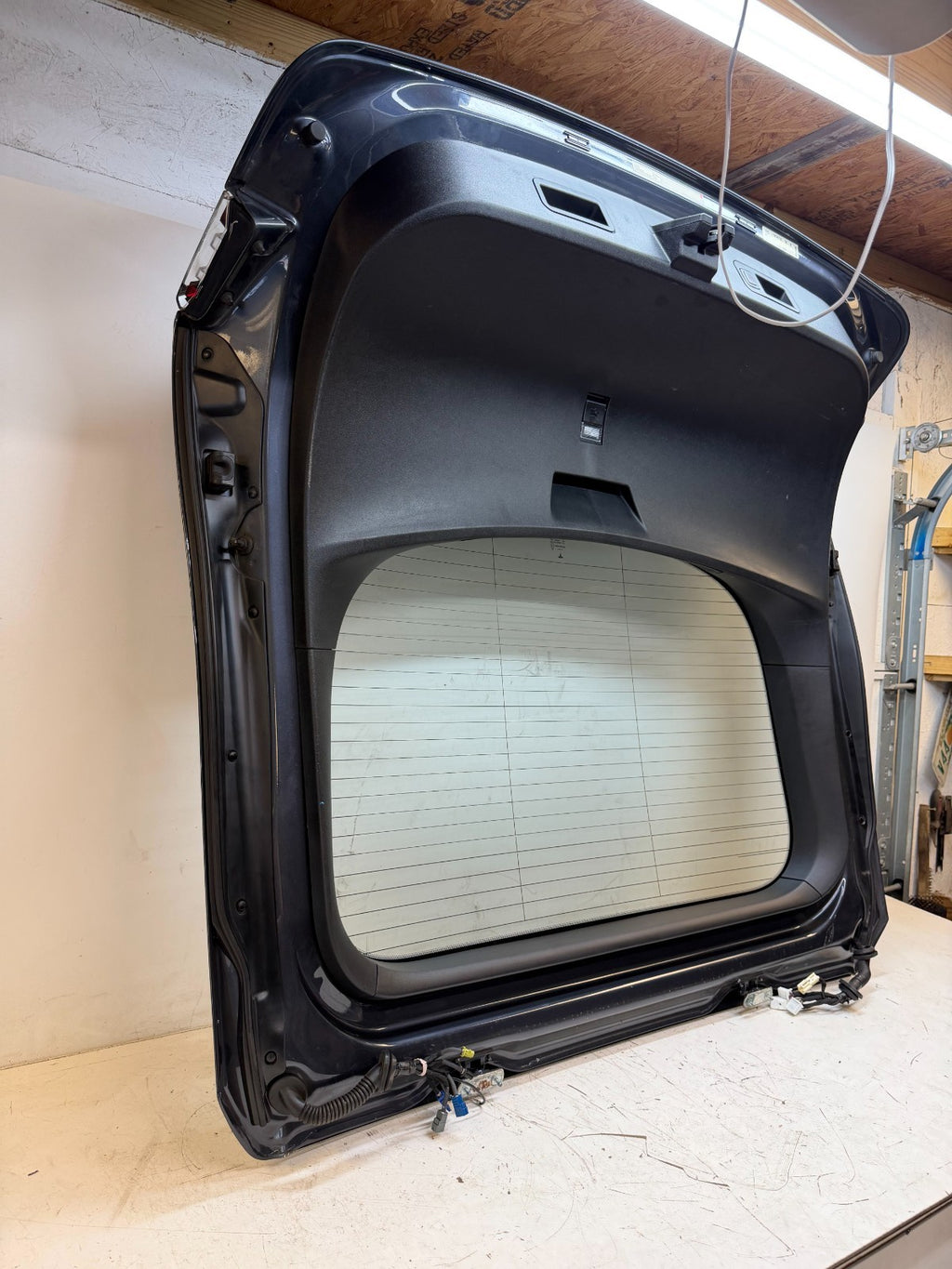 2016-2020 Tesla  Model S Liftgate Trunk Lid Tailgate Hatch Shell 1002633-00-K