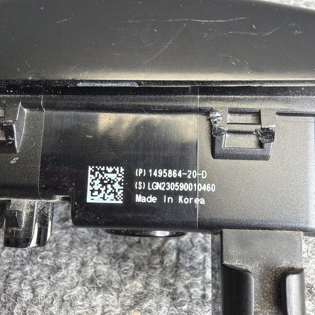 17-22 Tesla 3 Y OEM Left Side Fender Signal Camera 1495864-20-D /broken tab