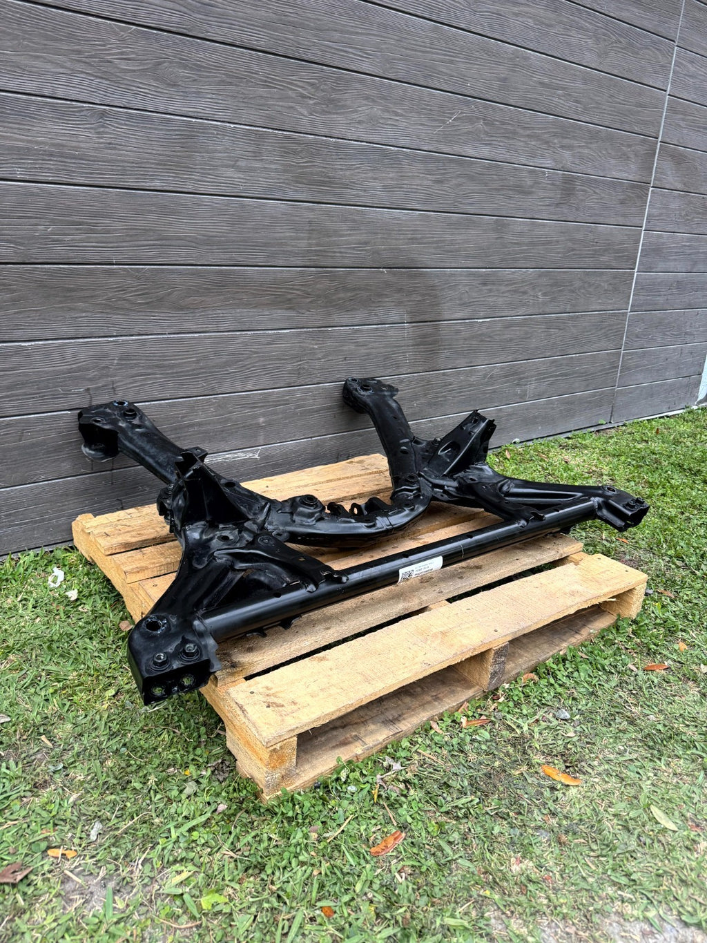 2017 - 2023 TESLA MODEL 3 FRONT SUBFRAME CROSSMEMBER CRADLE OEM, 1103547-00-A